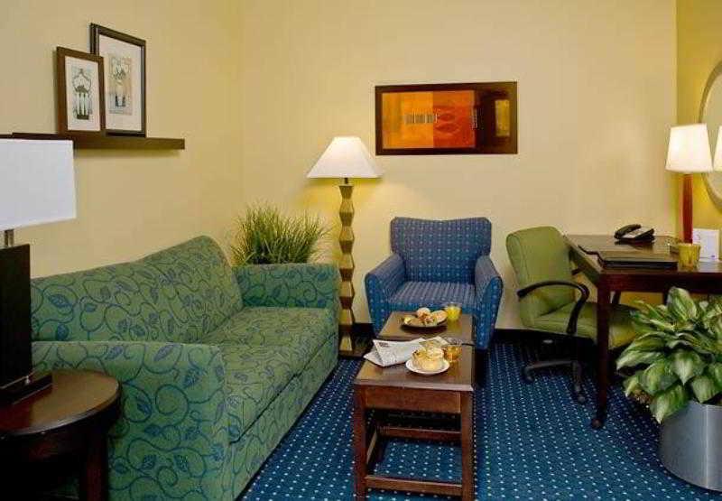 Springhill Suites By Marriott New Bern Room photo